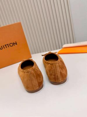 wholesale quality louis vuitton women shoes model no. 561